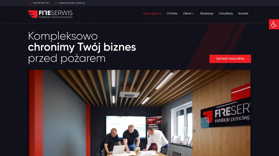 Strona internetowa firmy Fire Serwis z Krzywinia — instalacje przeciwpożarowe, realizacja UNIVERSY
